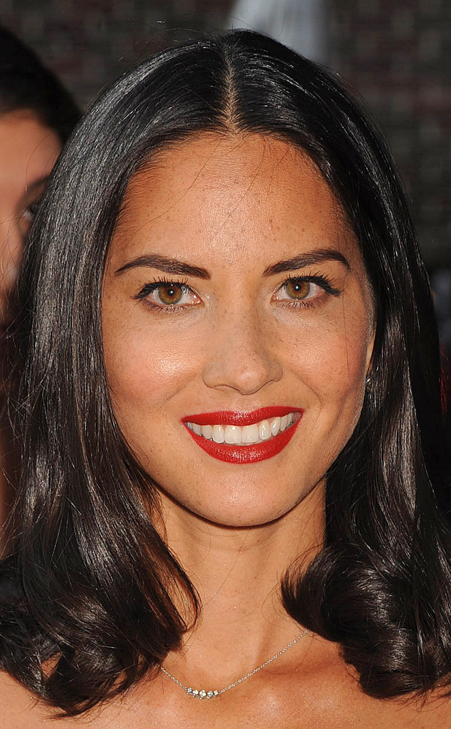 Beauty Police: Olivia Munn Brings the Bombshell Glam With Sculpted ...